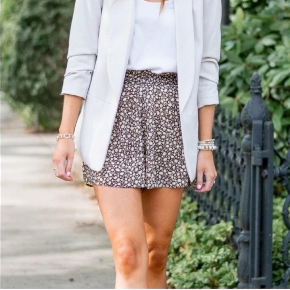 Flowy shorts - Picture 6 of 6